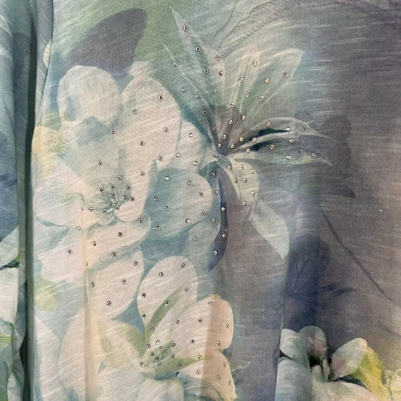 Time and Tru Watercolor Rhinestone Studded Top Large Floral Butterfly Bling Thin - Picture 5 of 6